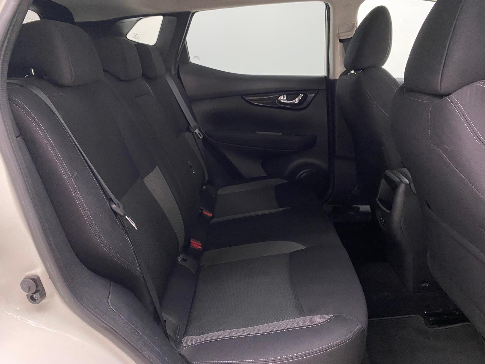 Nissan Qashqai - Foto 12