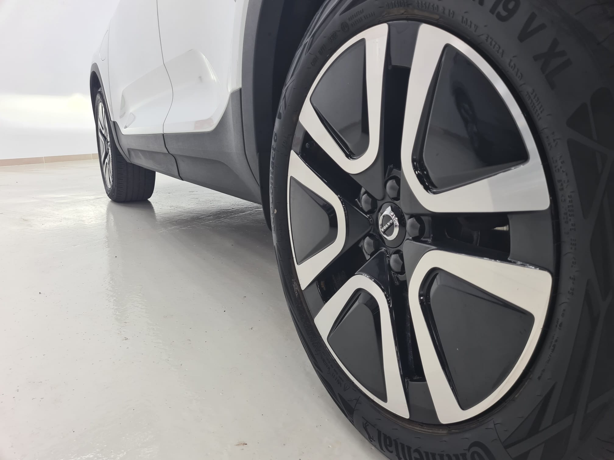 Volvo XC40 - Foto 14