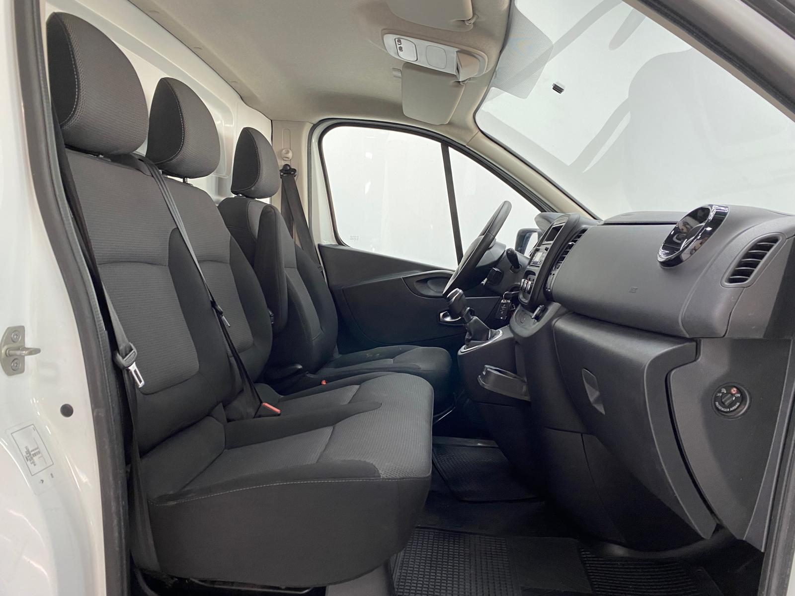 Renault Trafic - Foto 4
