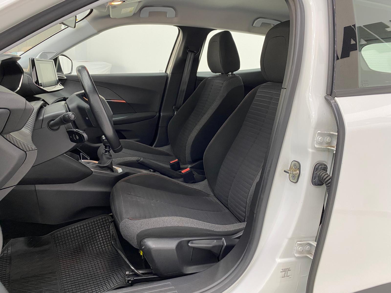 Peugeot 2008 - Foto 9