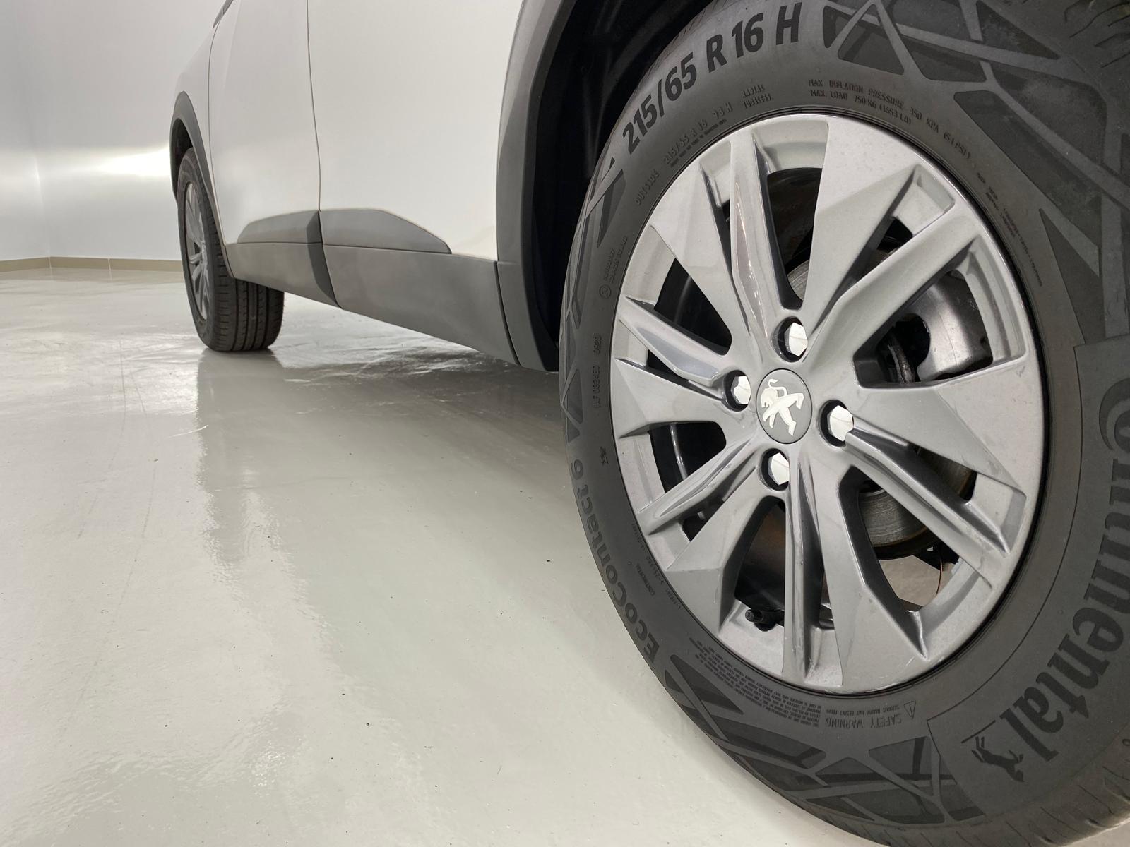 Peugeot 2008 - Foto 13