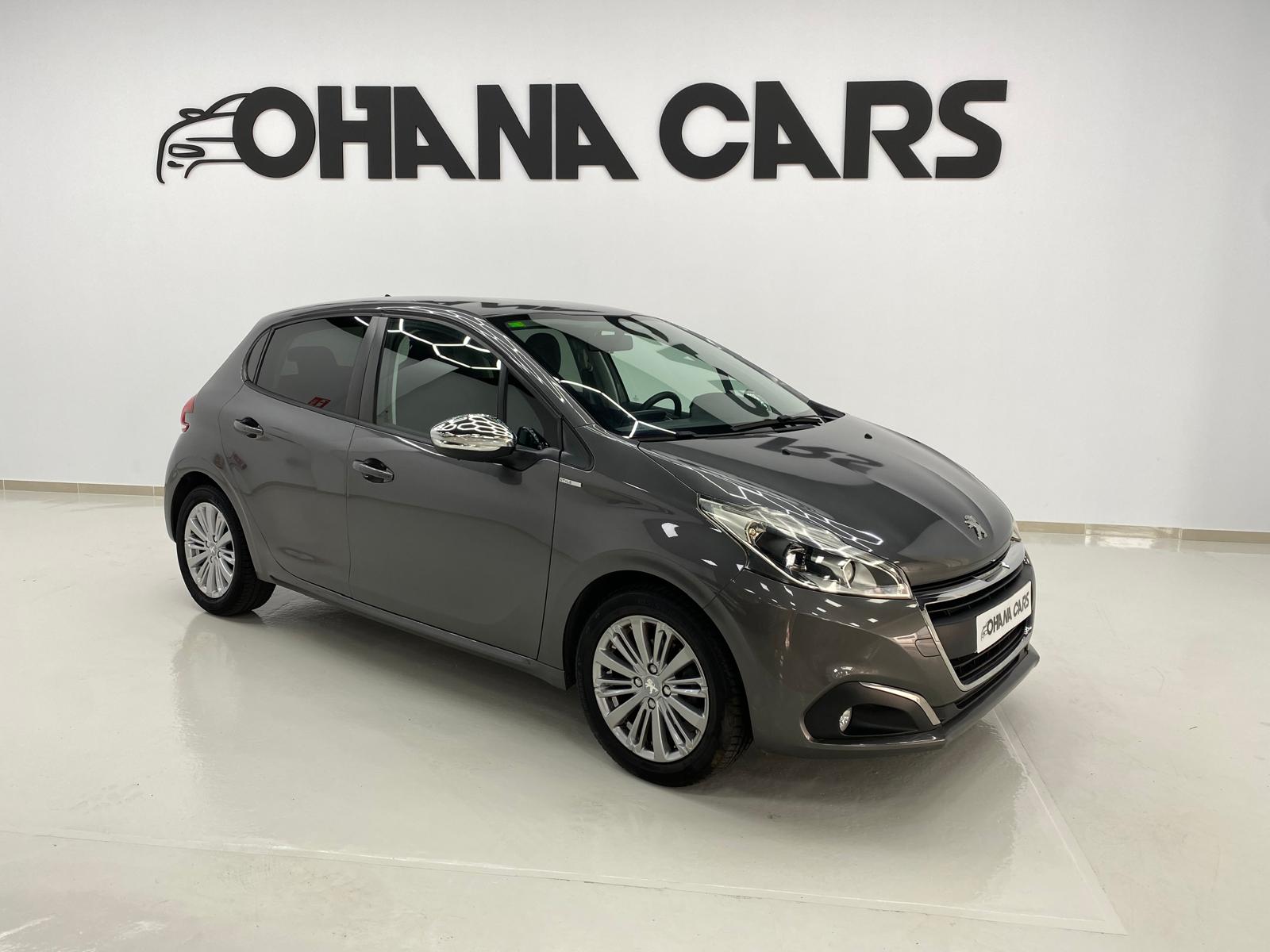 Peugeot 208 - Foto 1