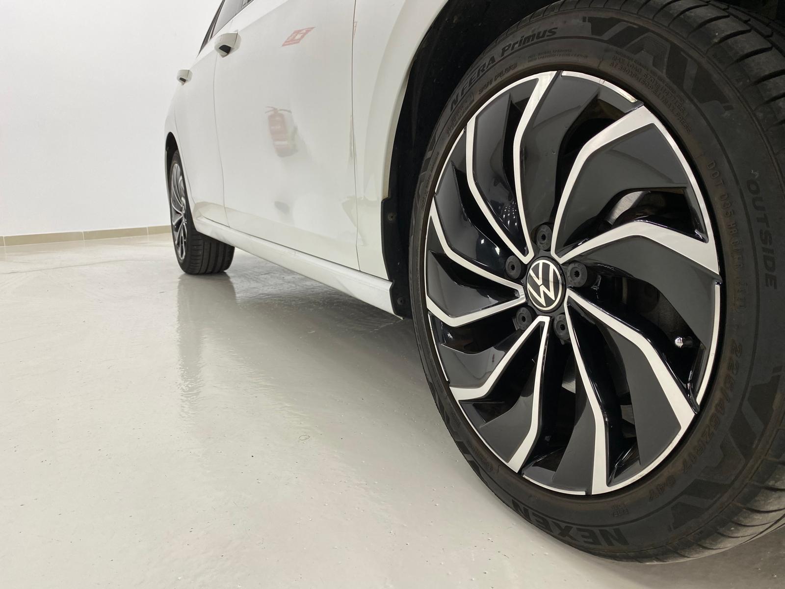 Volkswagen Golf - Foto 12