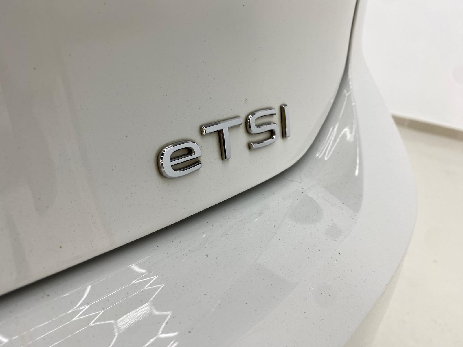 Volkswagen Golf - Foto 11