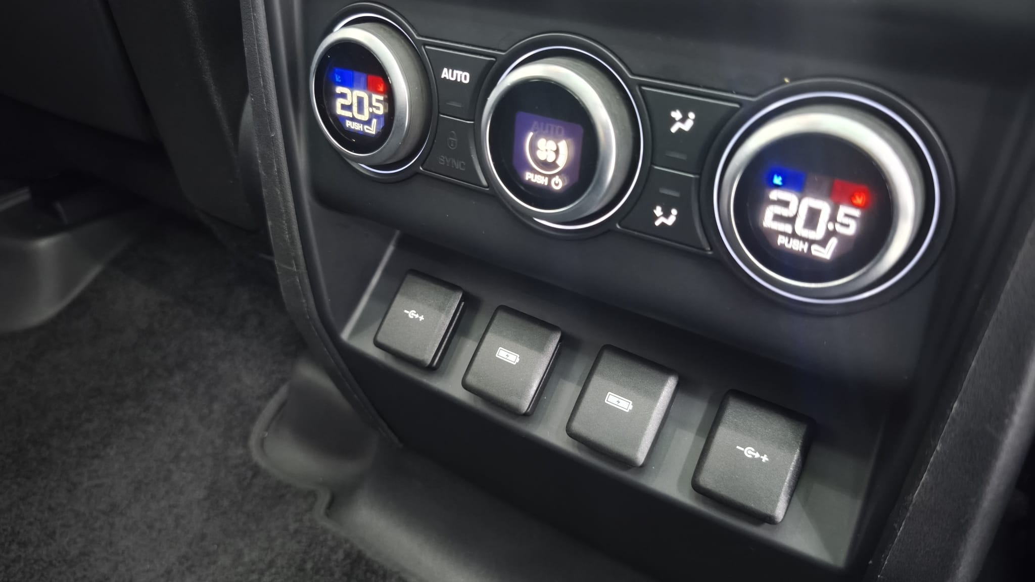 Land Rover Defender - Foto 15
