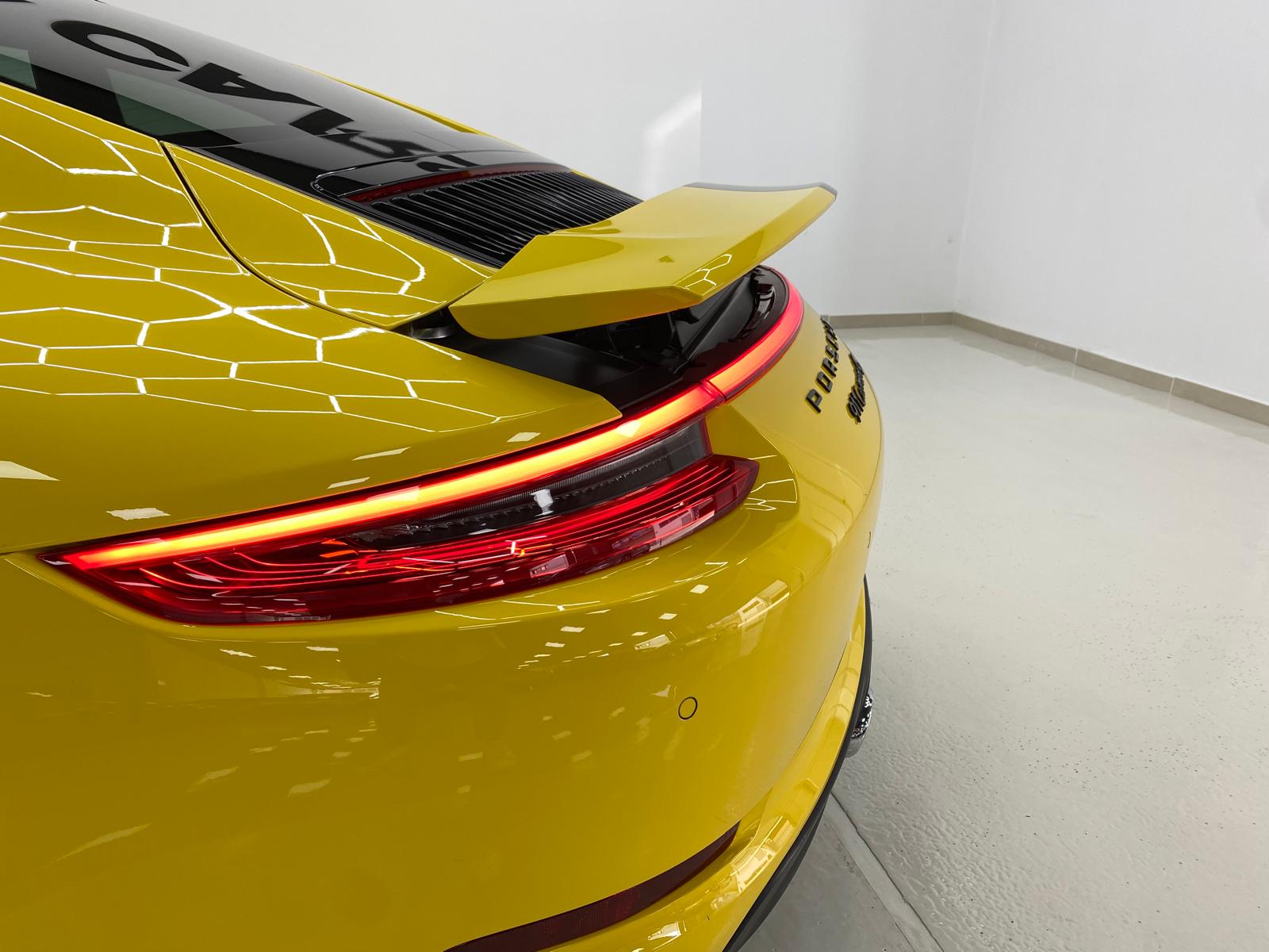 Porsche 911 - Foto 16