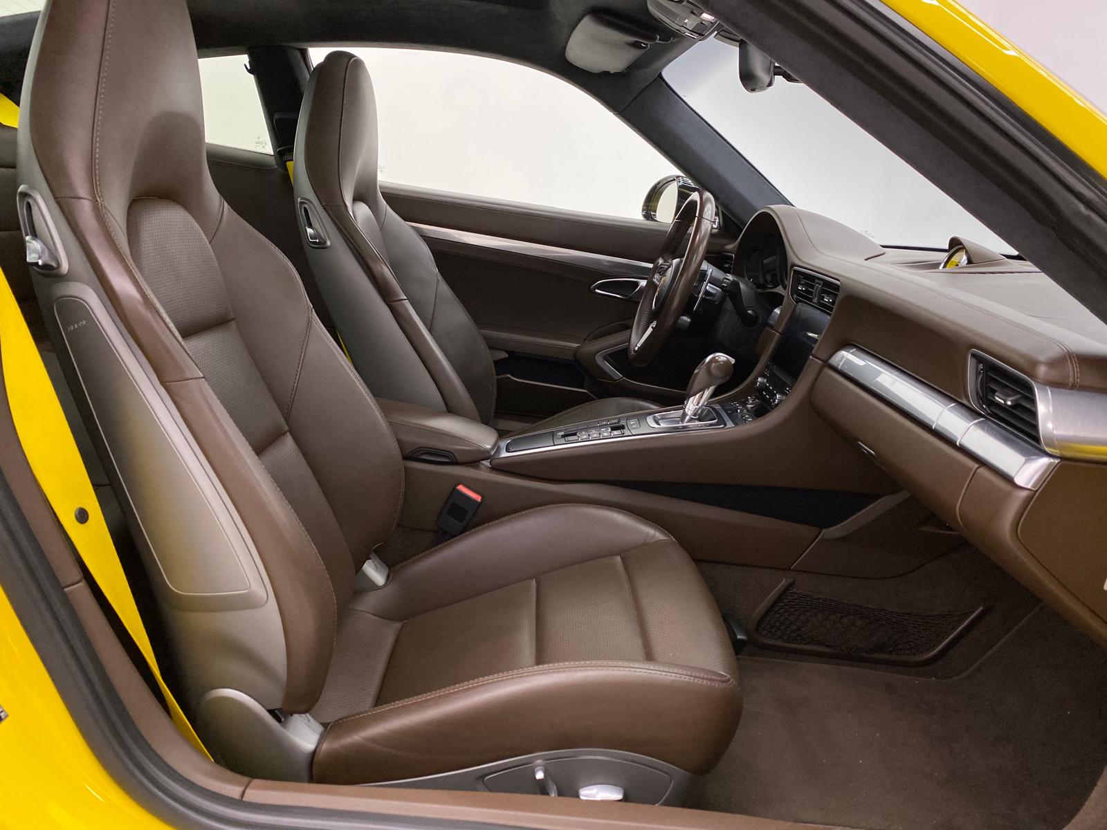 Porsche 911 - Foto 8
