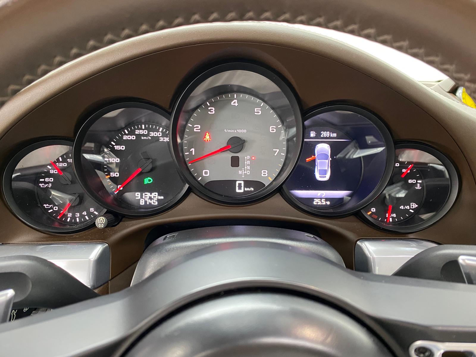 Porsche 911 - Foto 7