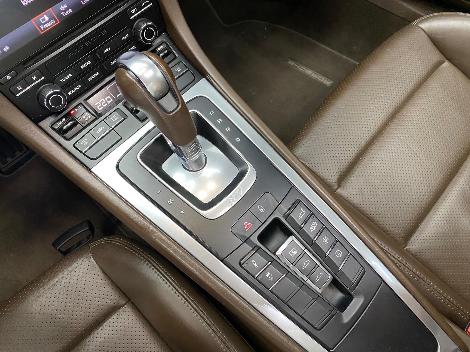 Porsche 911 - Foto 9