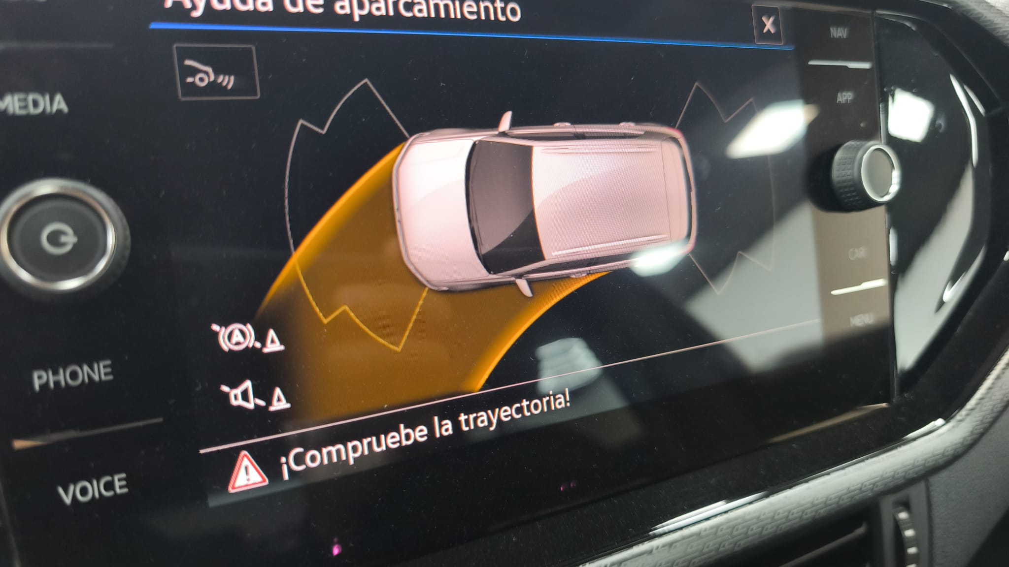 Volkswagen T-Cross - Foto 9