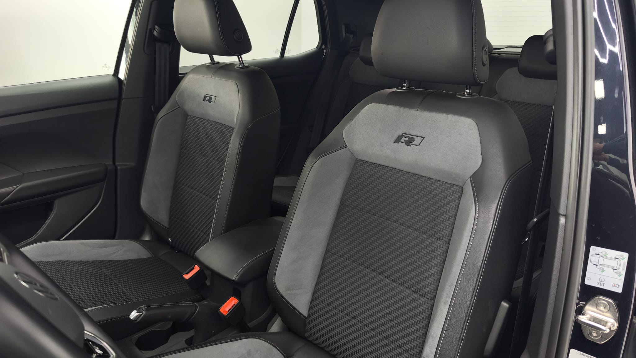 Volkswagen T-Cross - Foto 5