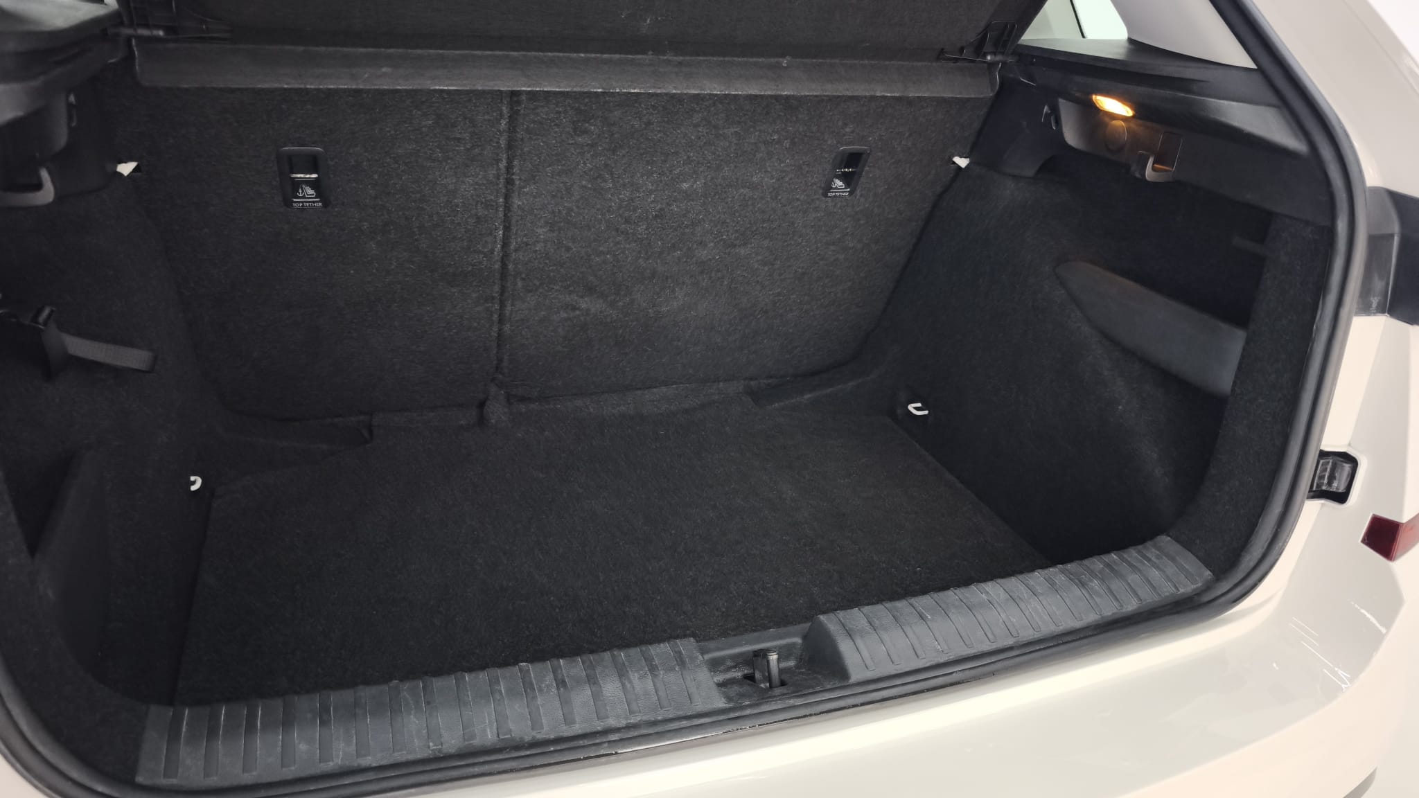 Škoda Kamiq - Foto 13