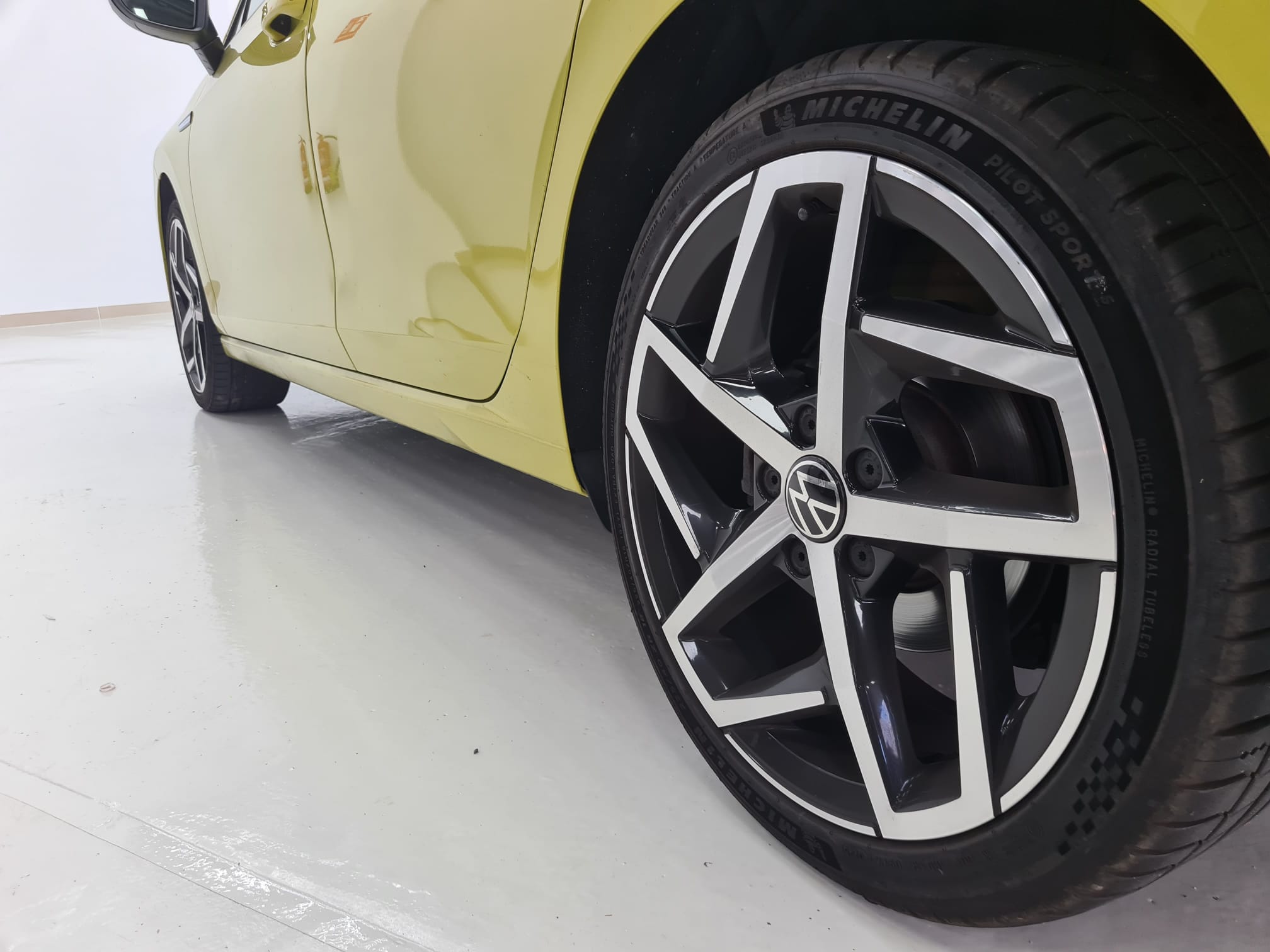 Volkswagen Golf - Foto 10