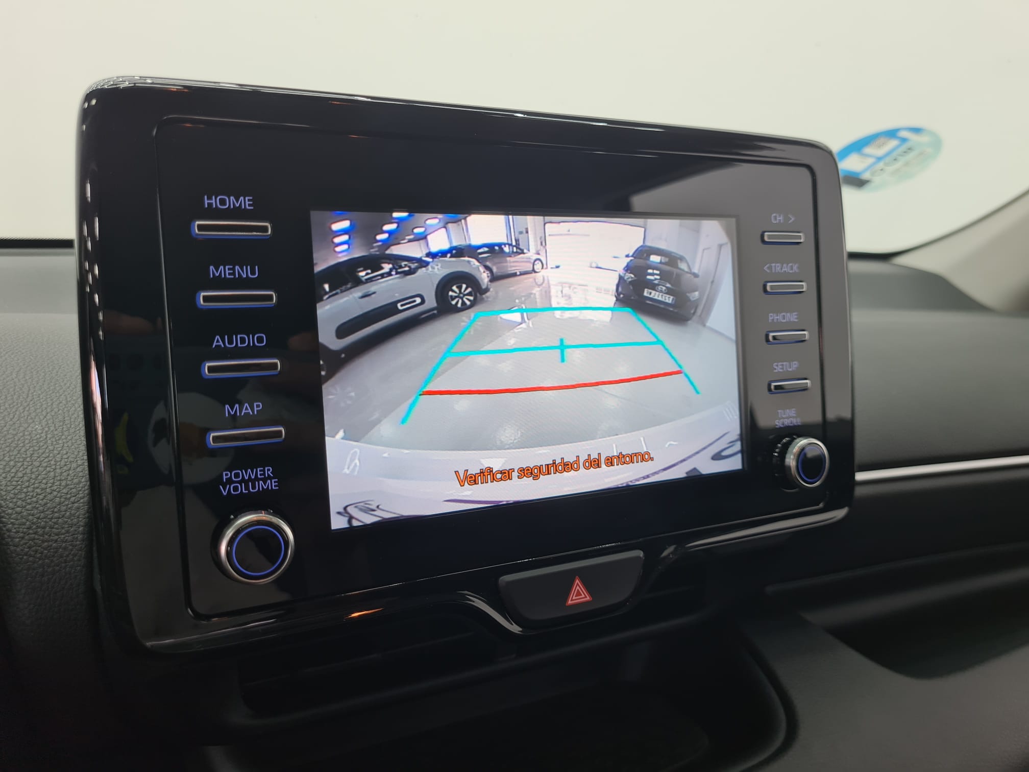 Toyota Yaris - Foto 4