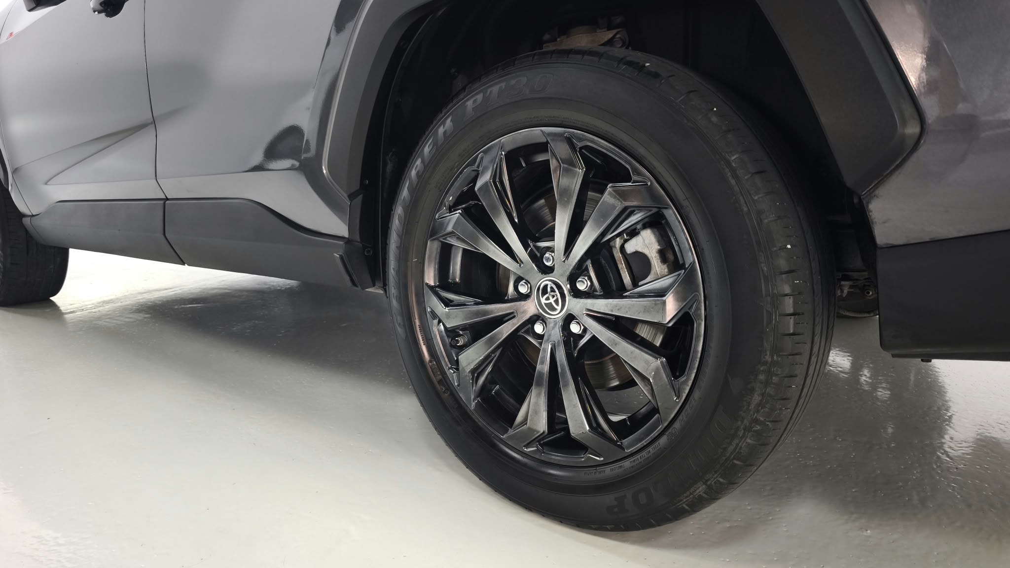 Toyota RAV4 - Foto 17