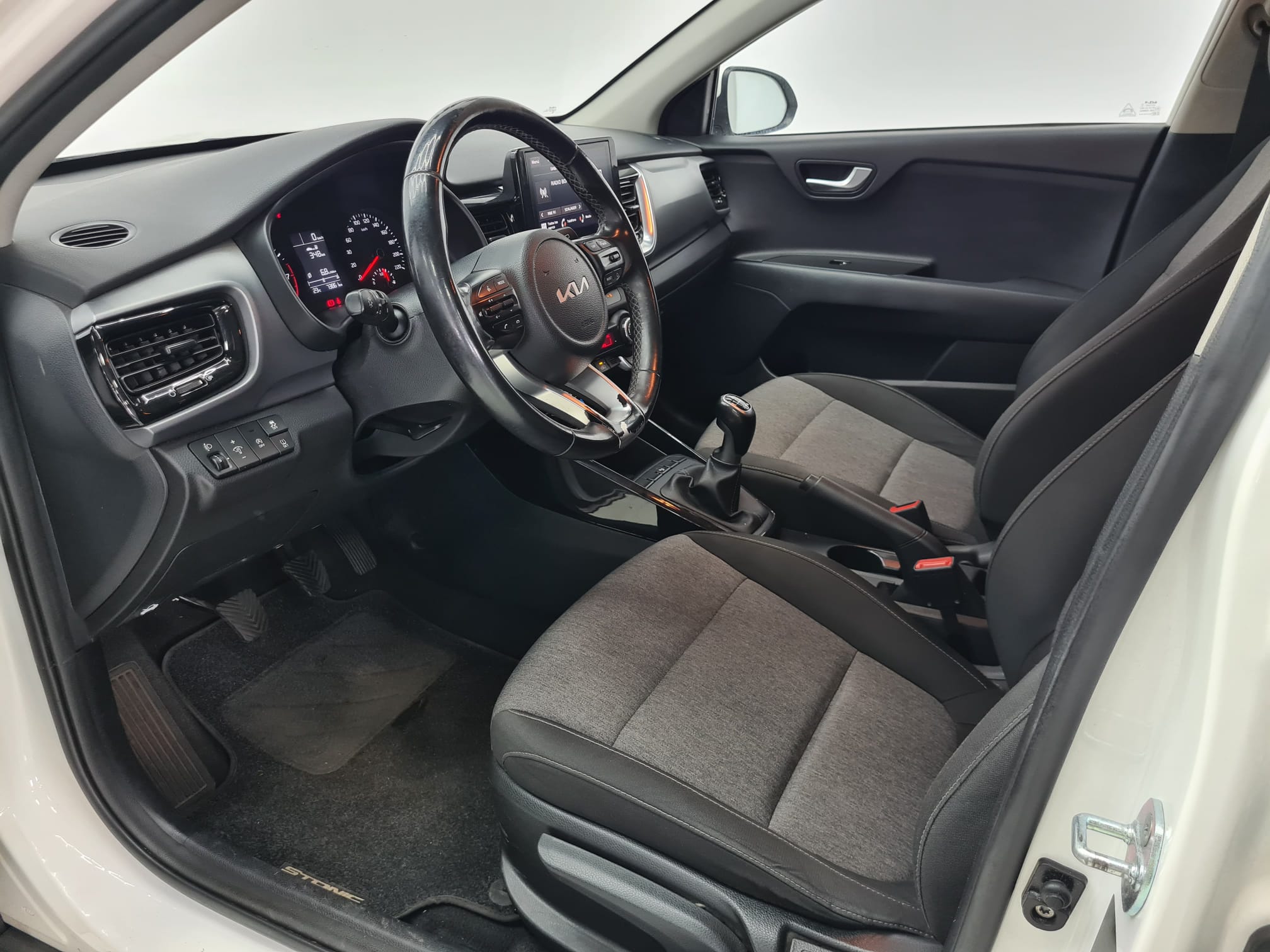 Kia Stonic - Foto 3