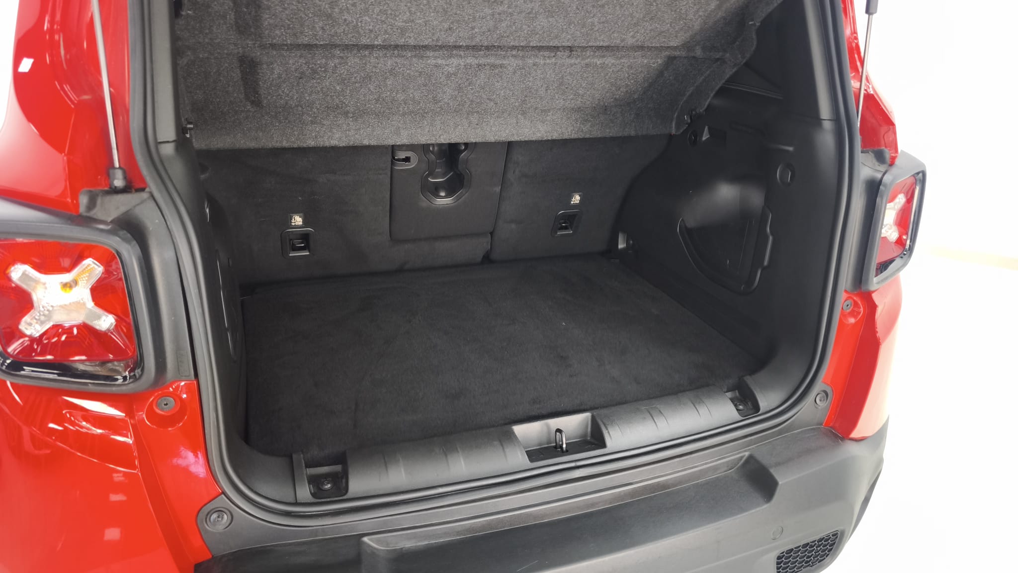 Jeep Renegade - Foto 12