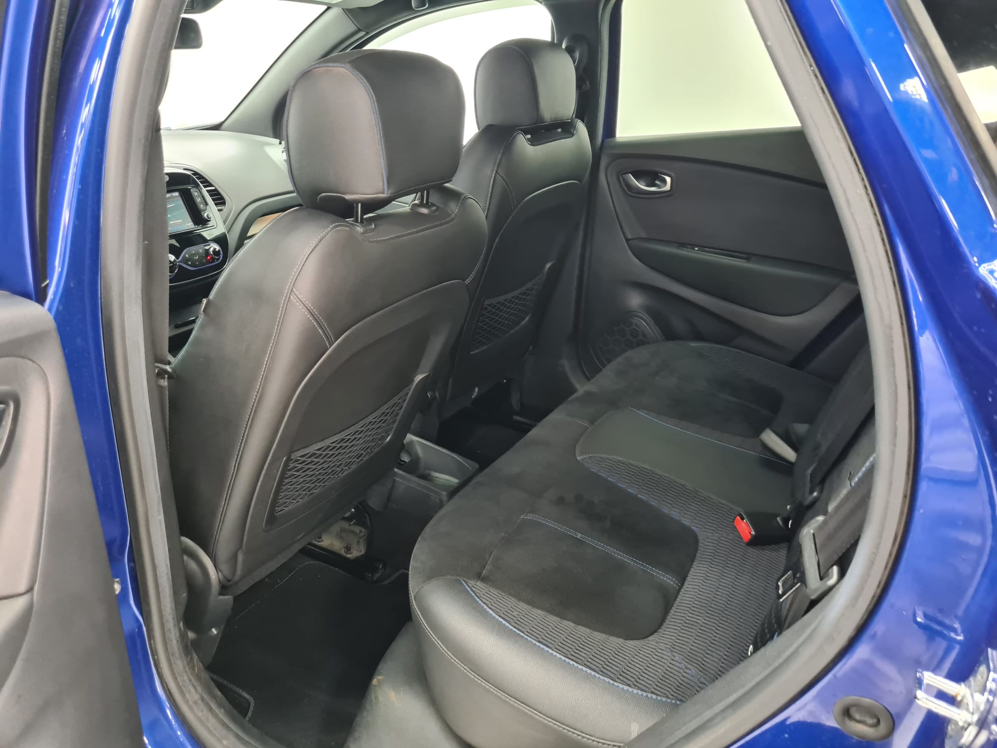 Renault Captur - Foto 10