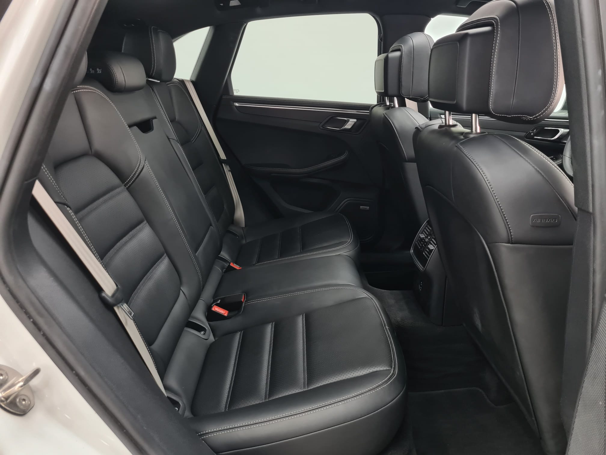 Porsche Macan - Foto 16