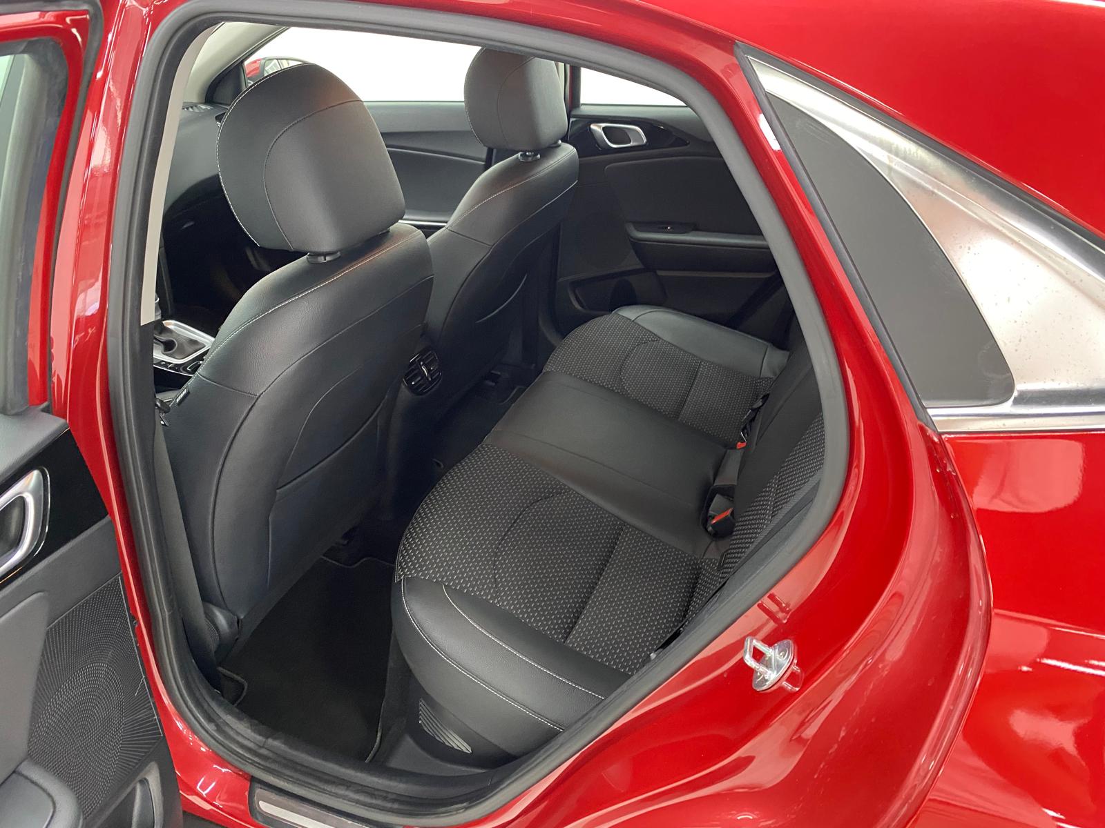 Kia XCeed - Foto 9