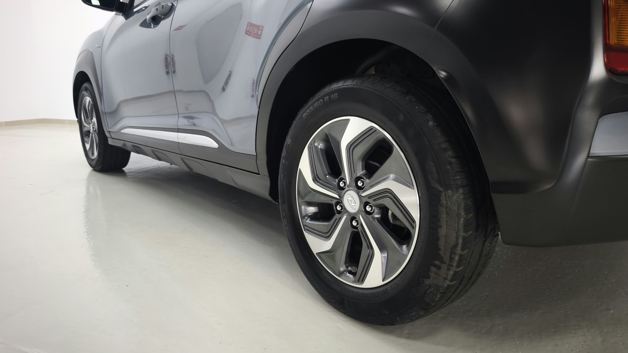 Hyundai Kona - Foto 18