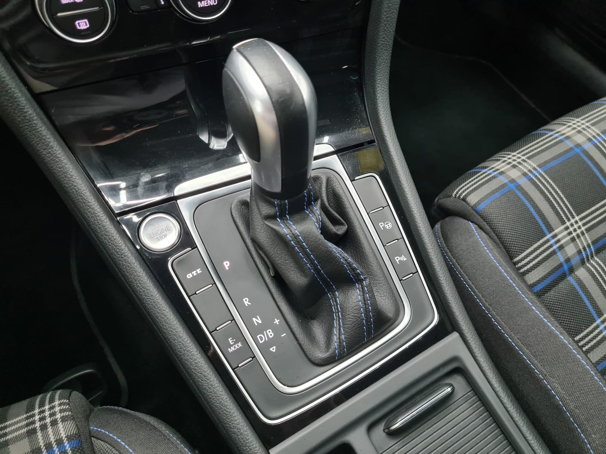Volkswagen Golf - Foto 9