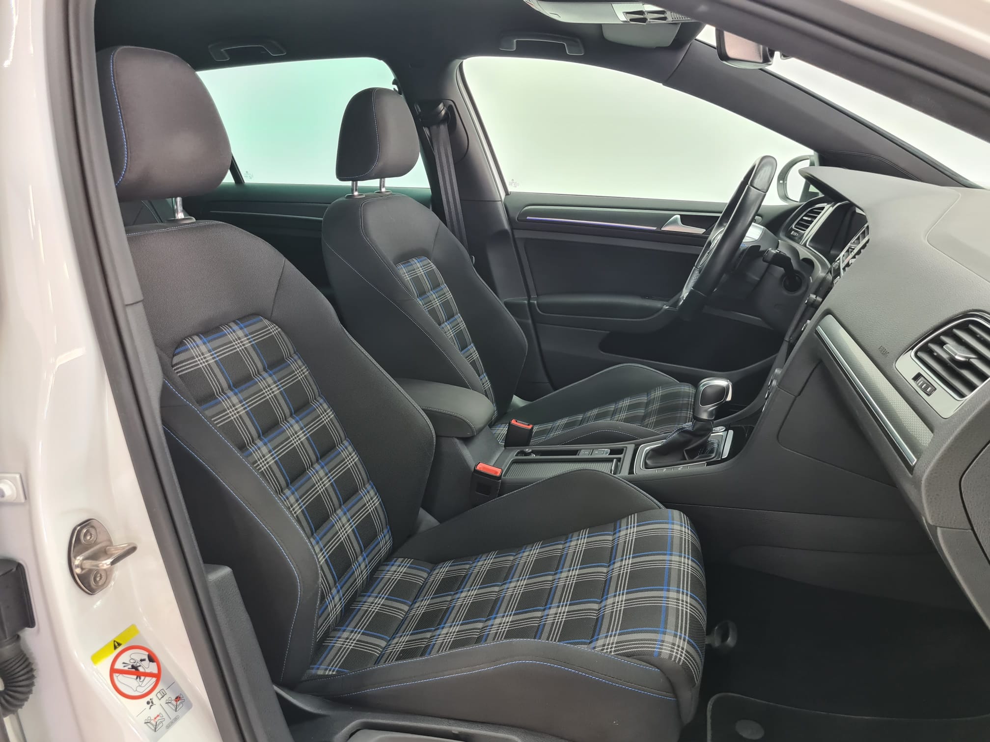 Volkswagen Golf - Foto 7