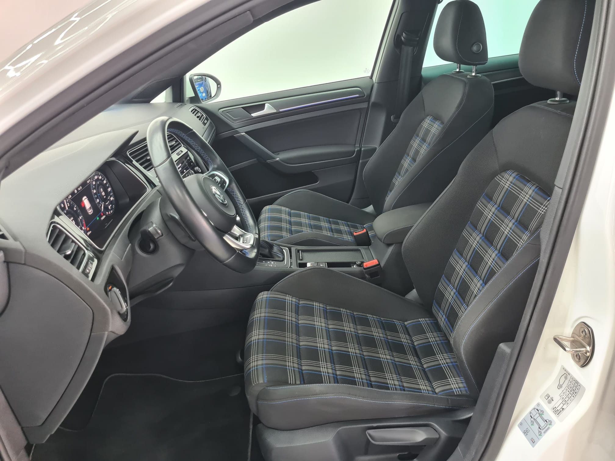 Volkswagen Golf - Foto 5