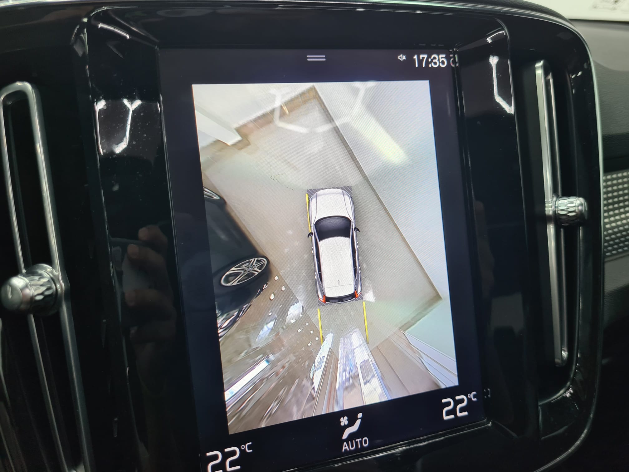 Volvo XC40 - Foto 8