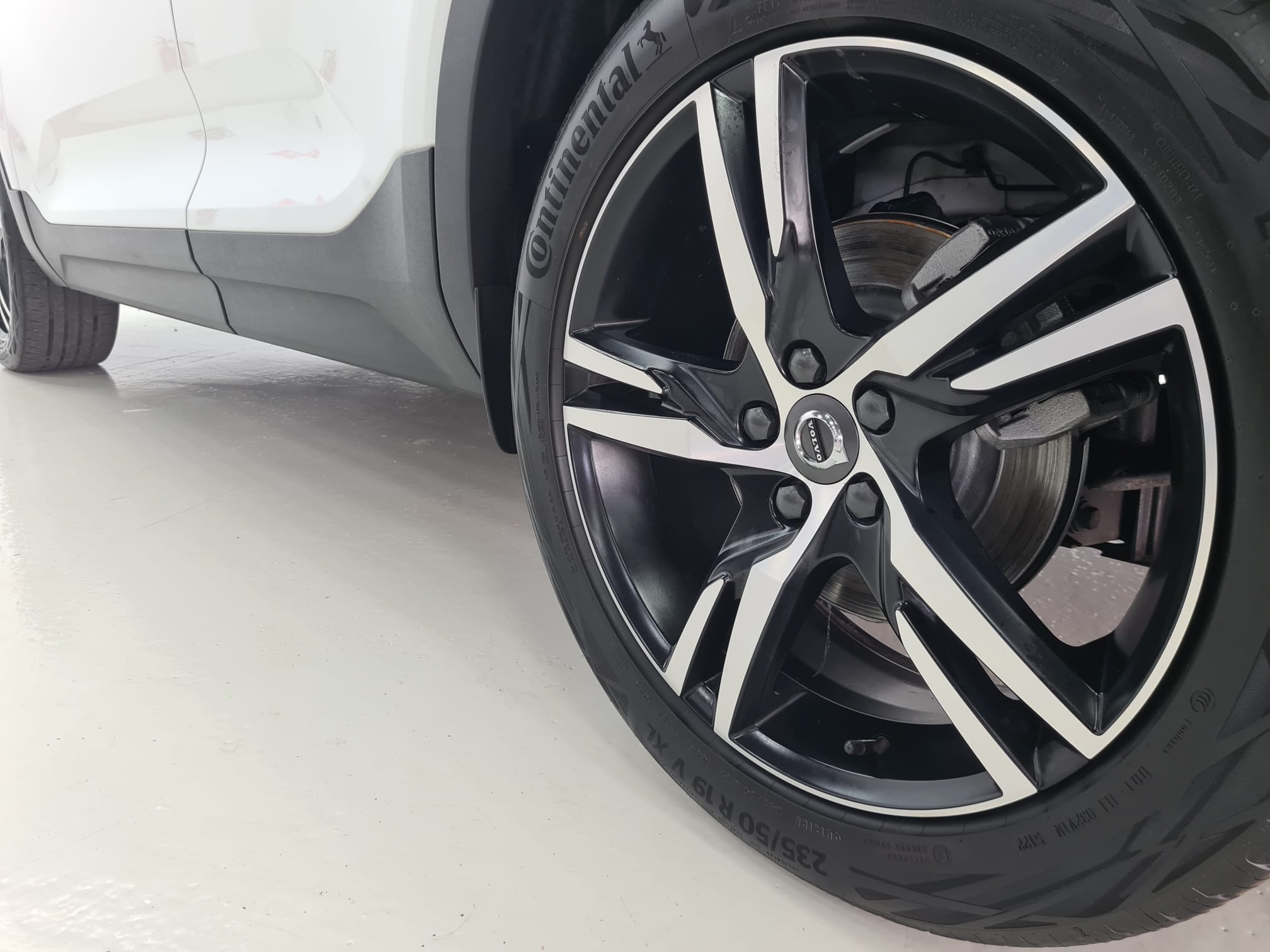 Volvo XC40 - Foto 16