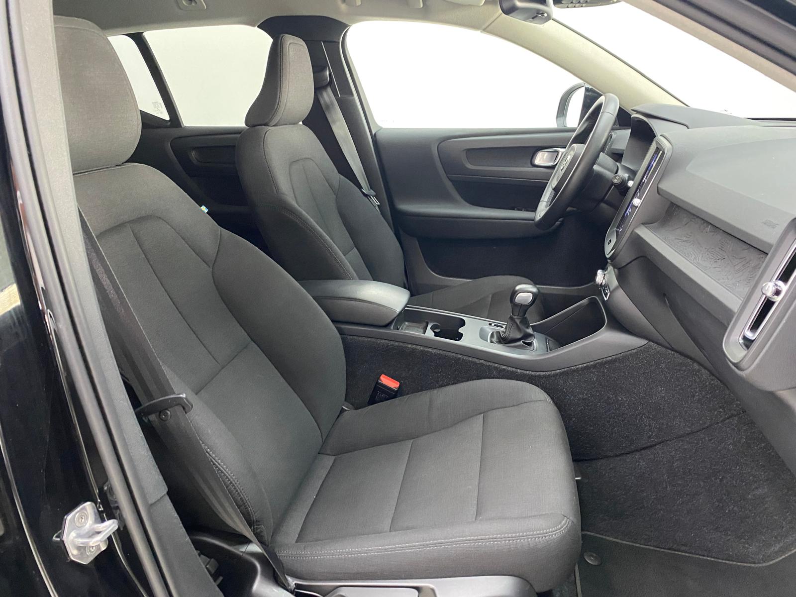 Volvo XC40 - Foto 8