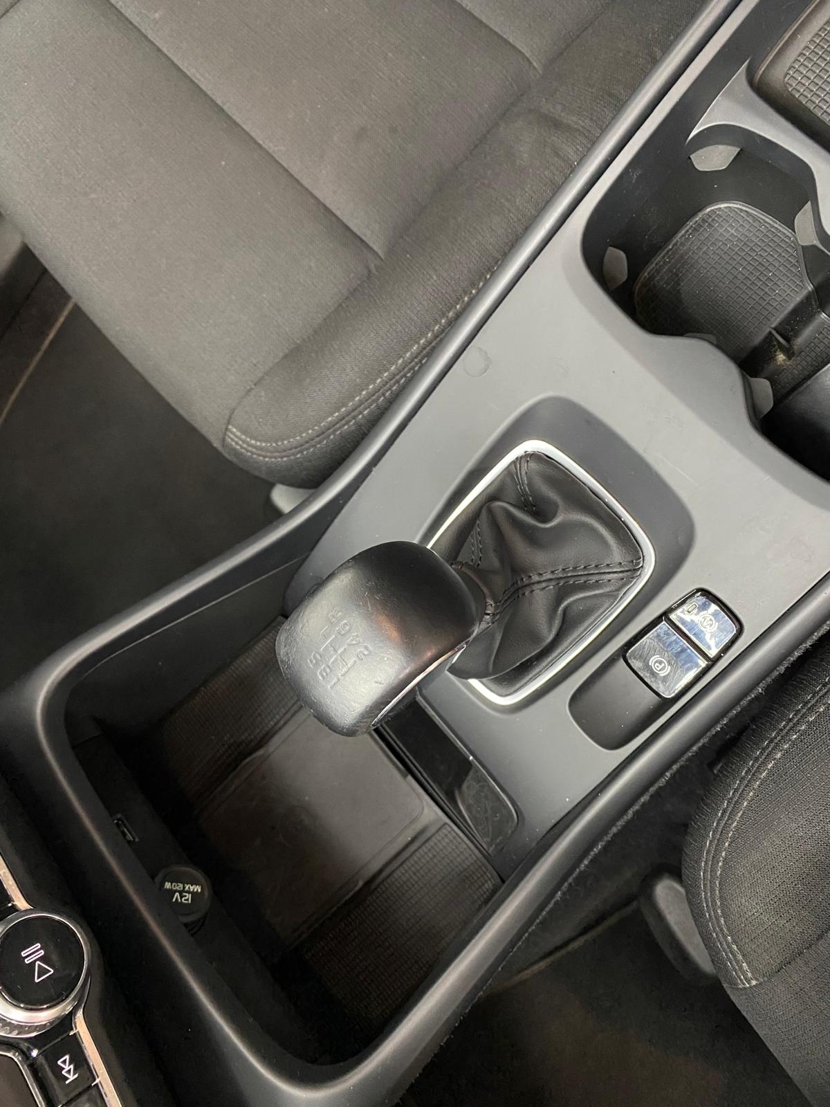 Volvo XC40 - Foto 9