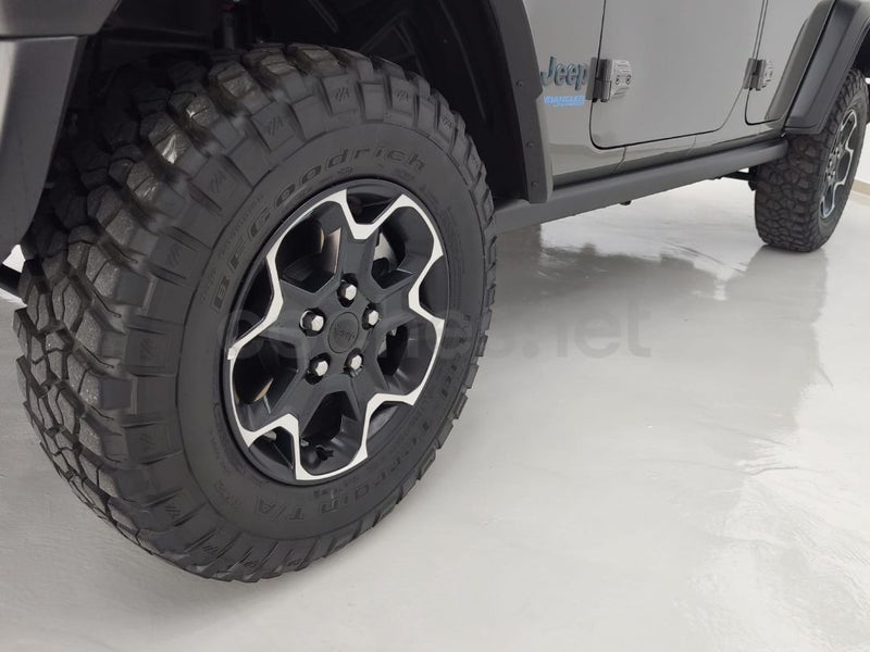 Jeep Wrangler - Foto 18