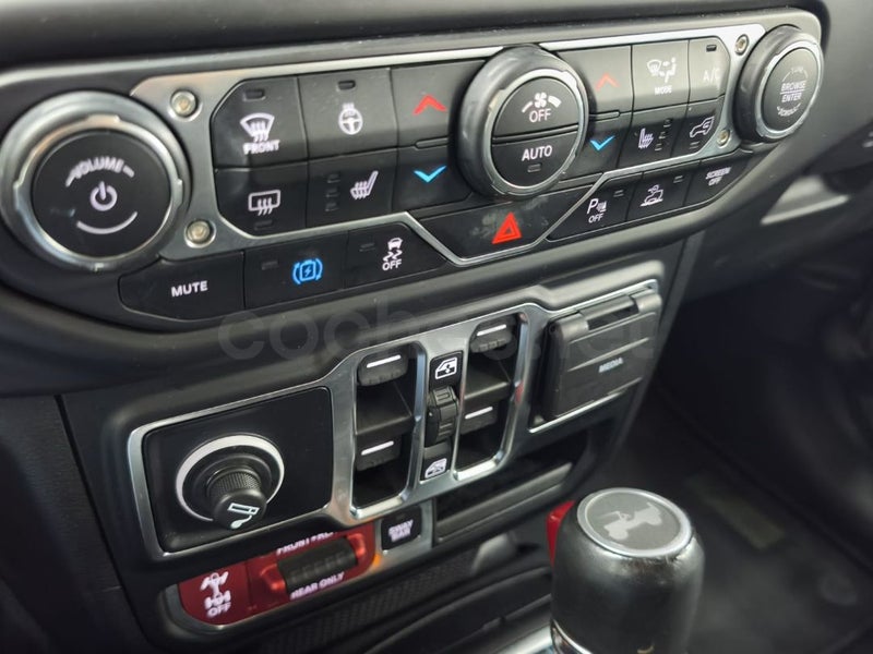 Jeep Wrangler - Foto 8