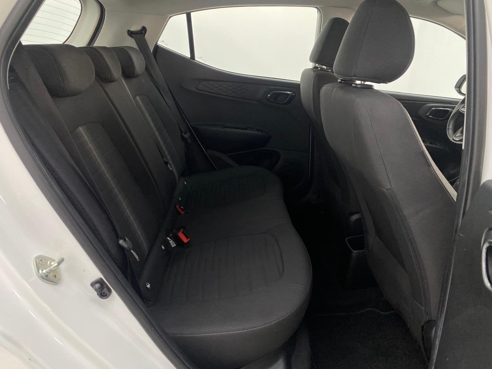 Hyundai i10 - Foto 7
