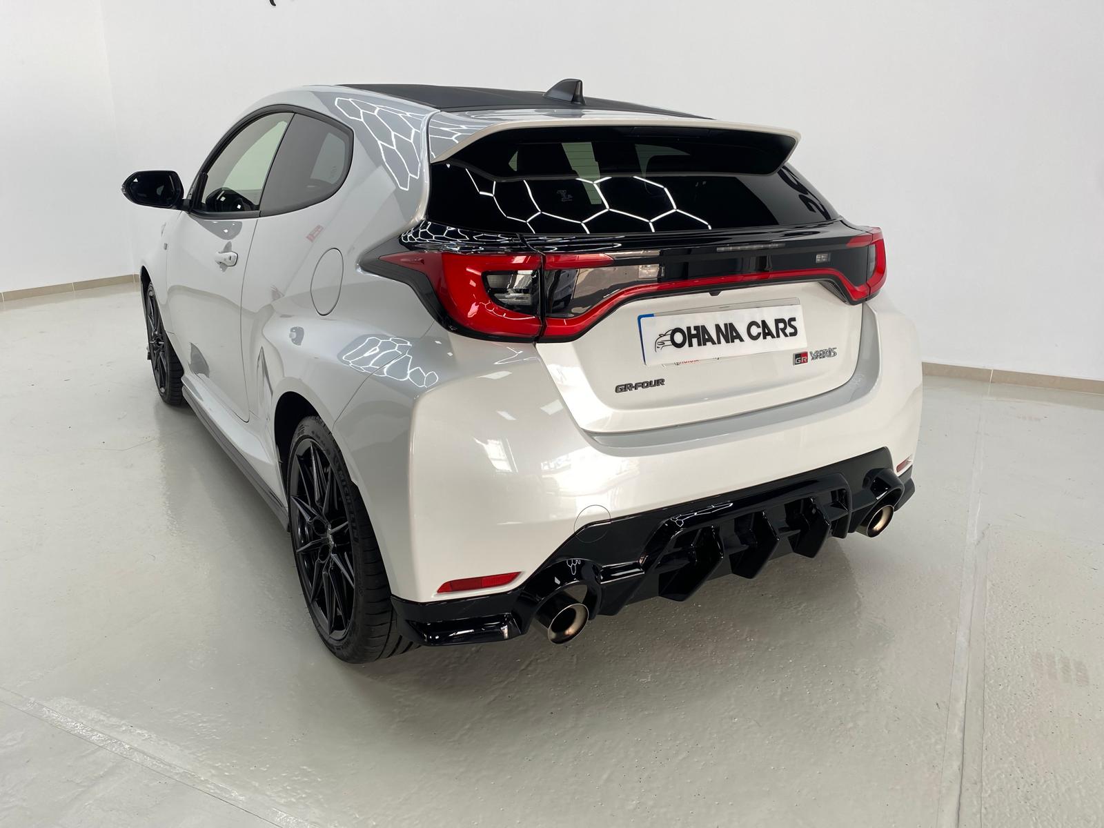 Toyota Yaris - Foto 19