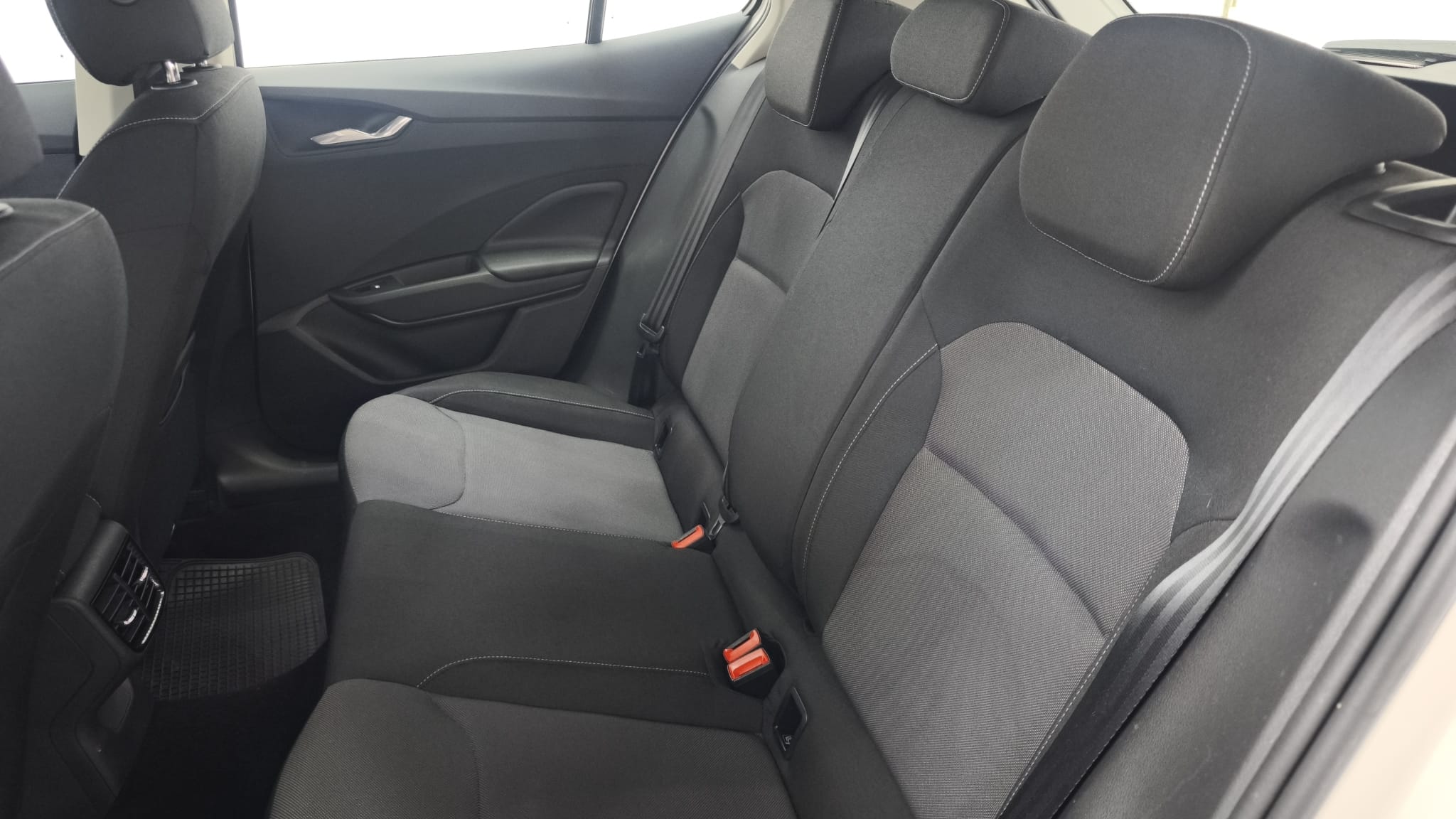 Škoda Fabia - Foto 11