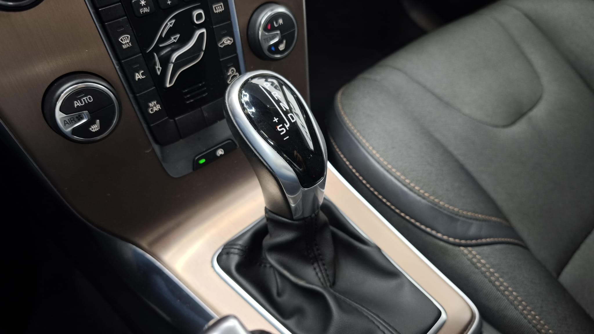 Volvo V40 Cross Country - Foto 3