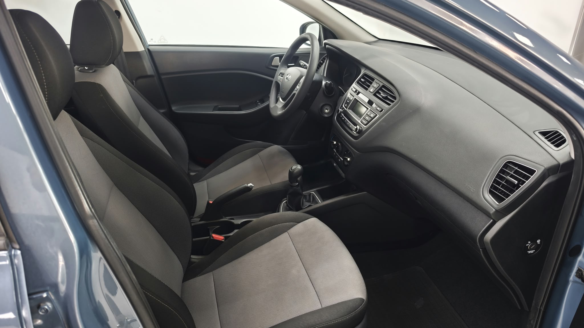 Hyundai i20 - Foto 6