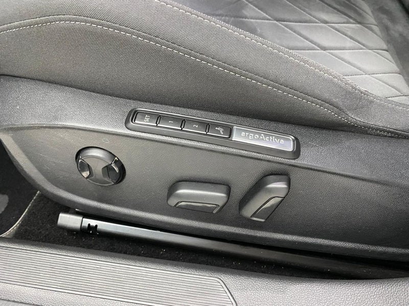 Volkswagen Golf - Foto 11