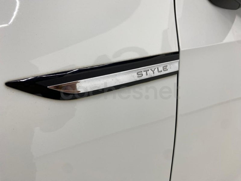 Volkswagen Golf - Foto 17