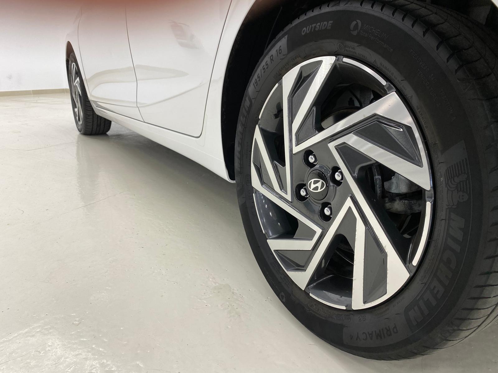 Hyundai i20 - Foto 8