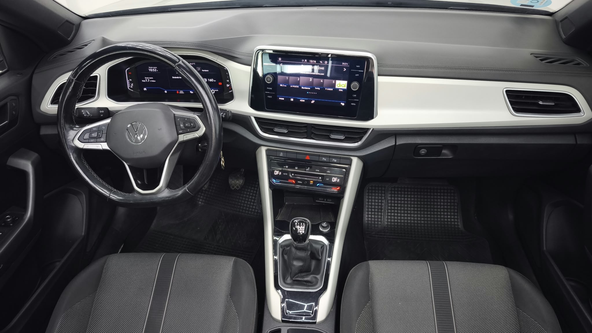 Volkswagen T-Roc - Foto 4