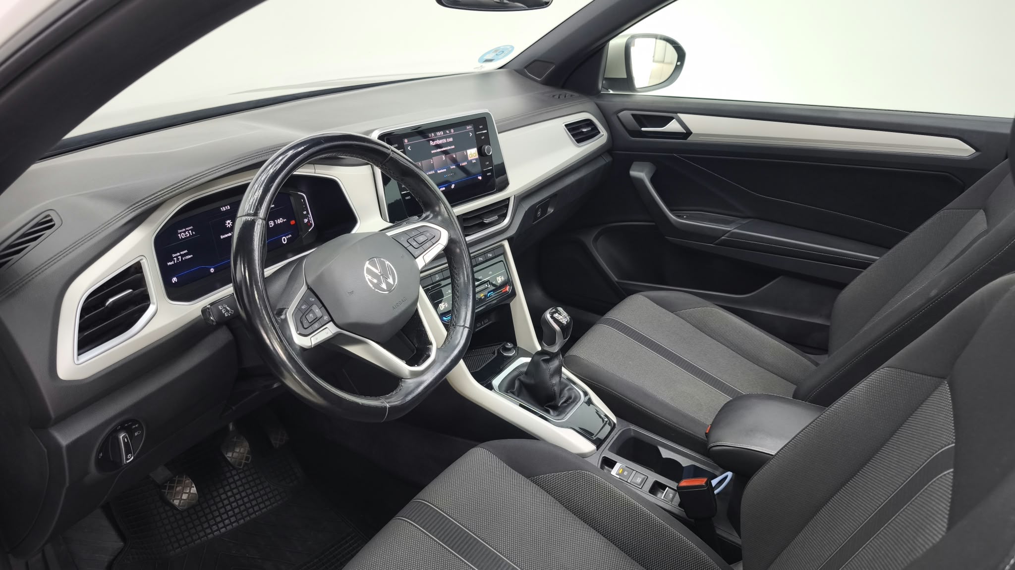 Volkswagen T-Roc - Foto 5