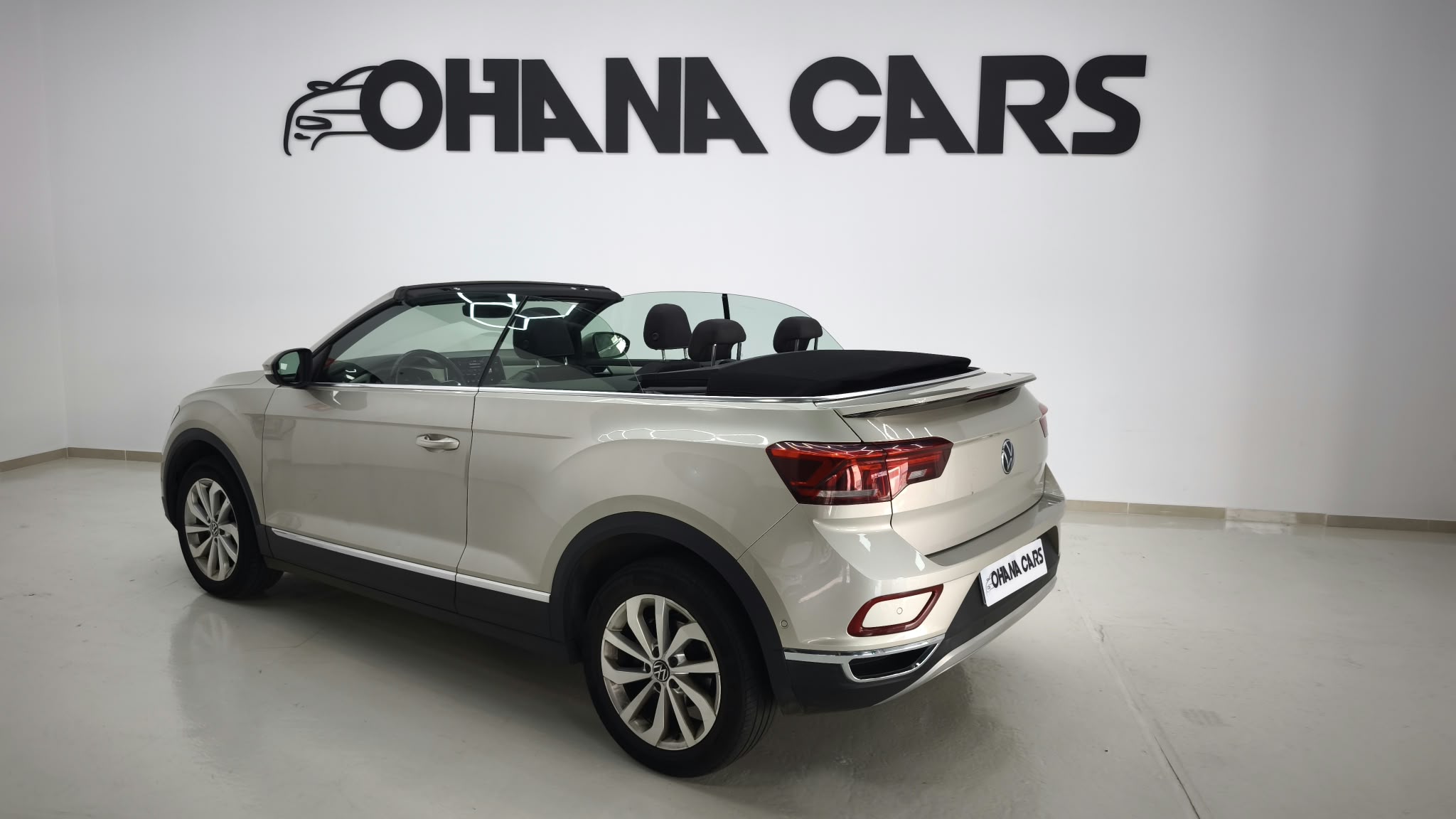 Volkswagen T-Roc - Foto 13