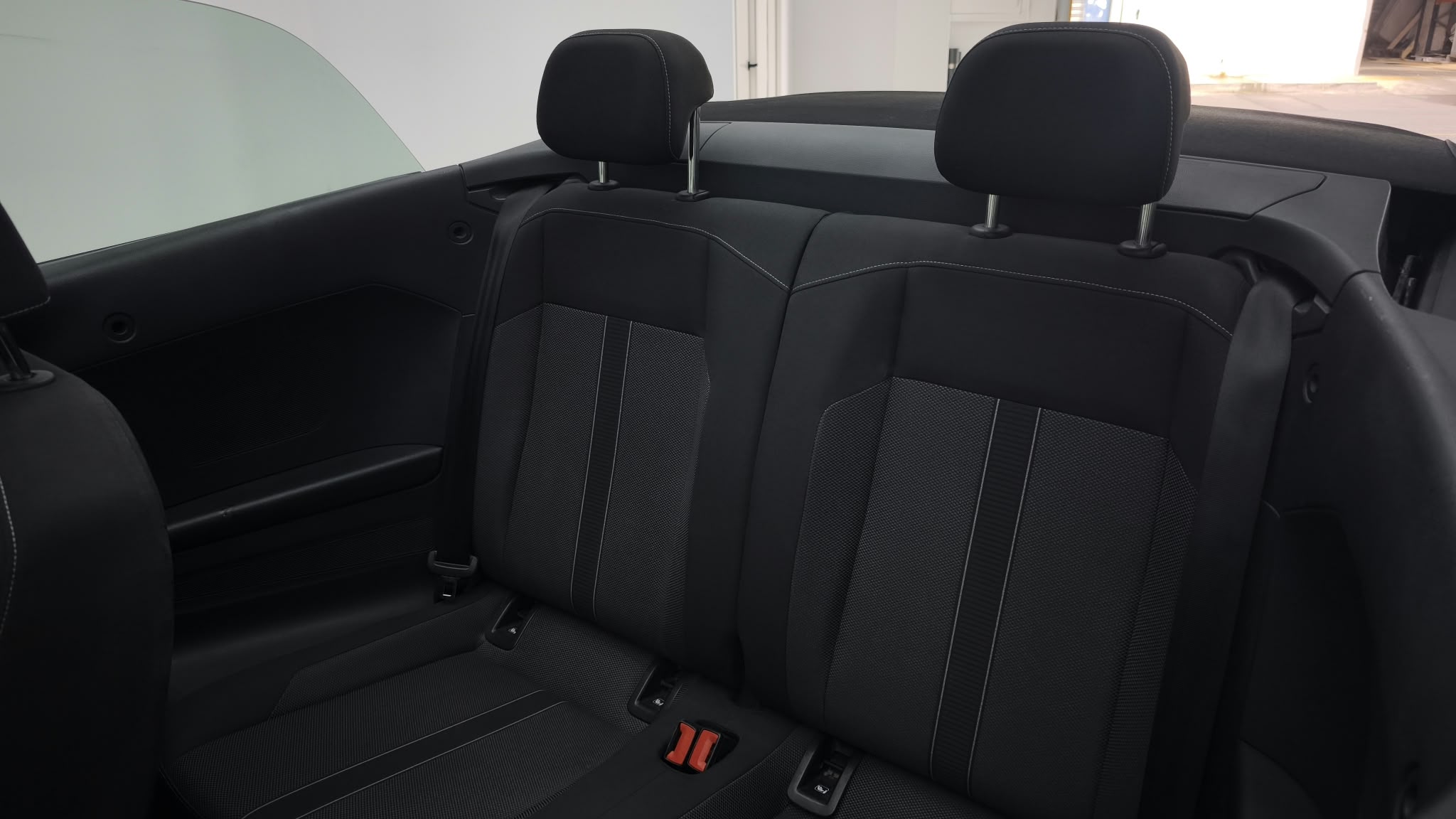 Volkswagen T-Roc - Foto 11
