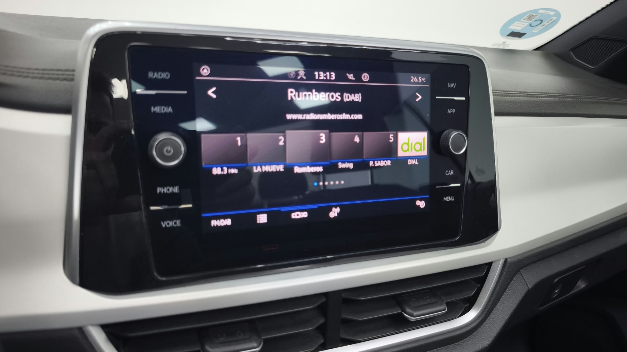 Volkswagen T-Roc - Foto 7