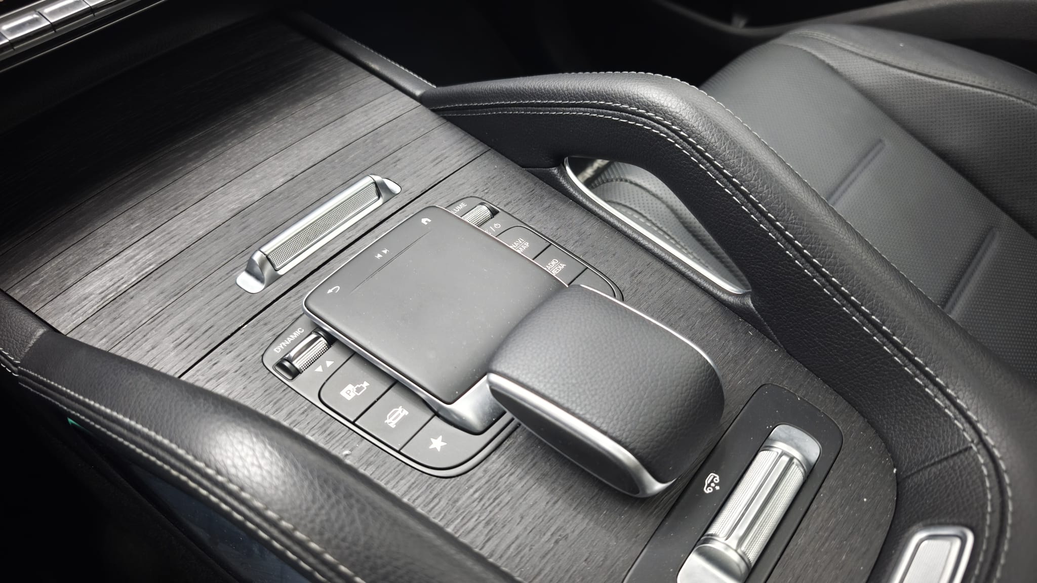 Mercedes-Benz GLE - Foto 12