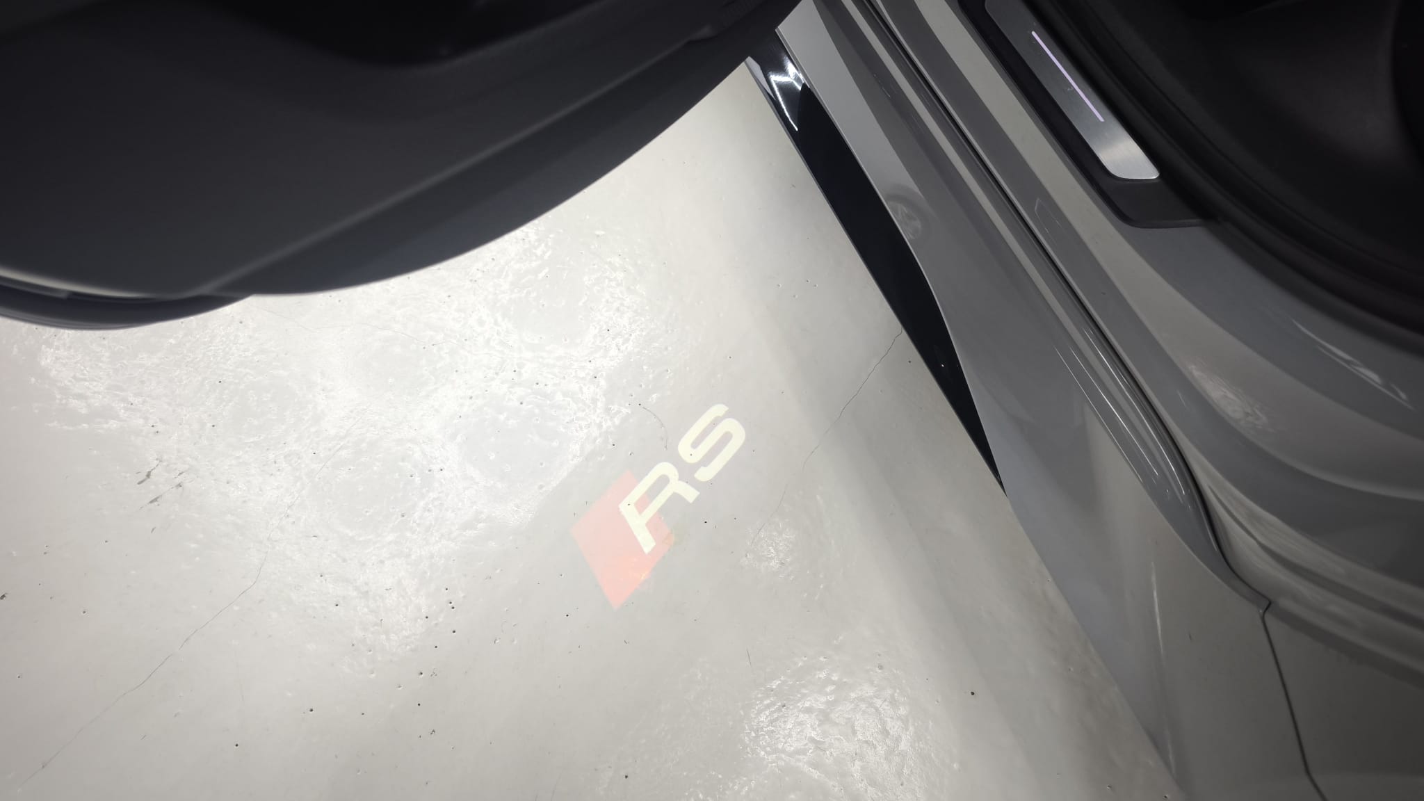 Audi RS6 - Foto 13