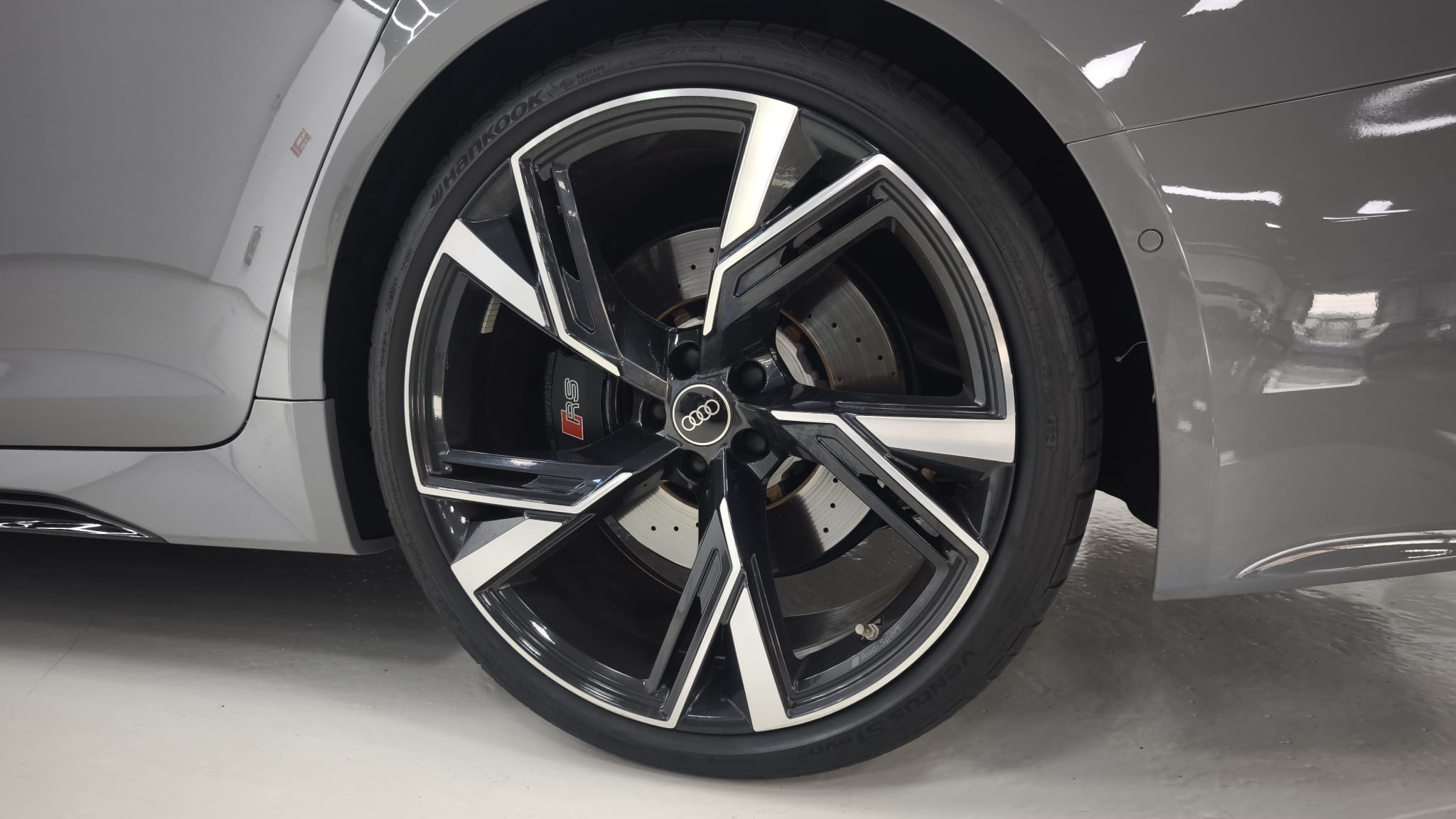 Audi RS6 - Foto 9